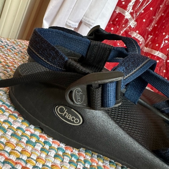 Chaco Z2 Vibram Sole Hiking Sandals Black and Blue Men’s Size 10 main image 4